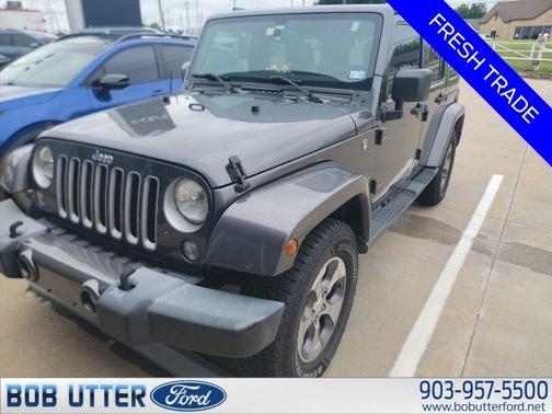 Granite Crystal Clearcoat Metallic 2016 Jeep Wrangler Unlimited Sahara