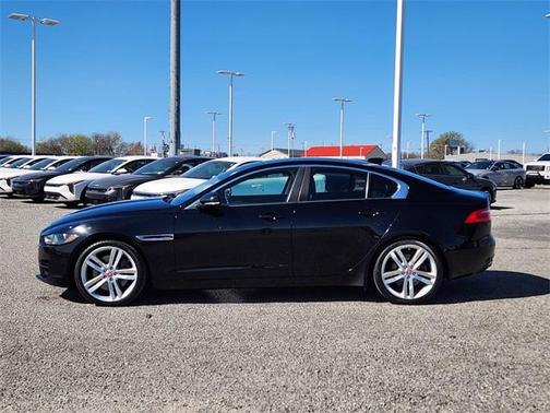 2018 Jaguar XE 35t Premium