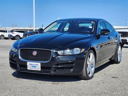 2018 Jaguar XE 35t Premium