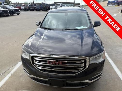 2017 GMC Acadia SLE-2