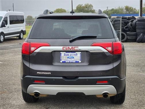 2017 GMC Acadia SLE-2