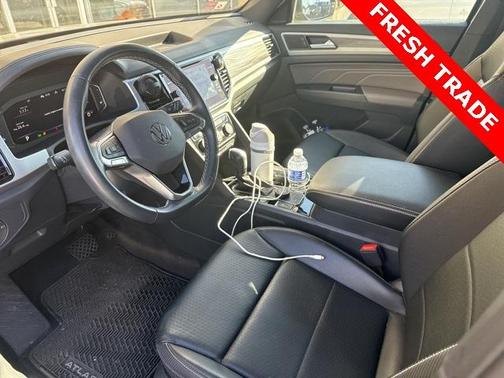 2022 Volkswagen Atlas Cross Sport 3.6L V6 SE w/Technology