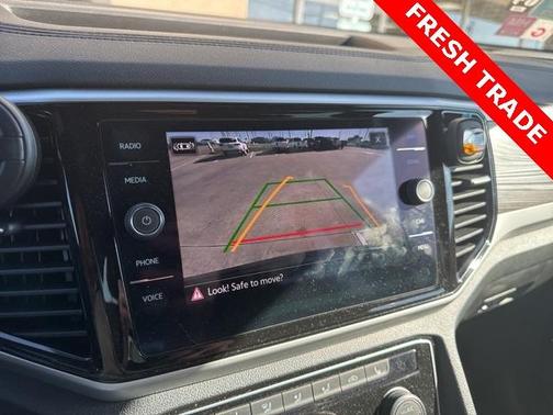 2022 Volkswagen Atlas Cross Sport 3.6L V6 SE w/Technology