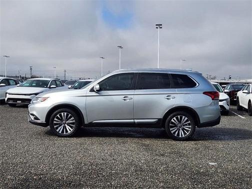 2020 Mitsubishi Outlander