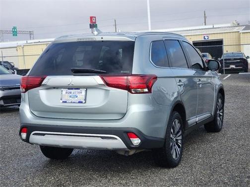 2020 Mitsubishi Outlander