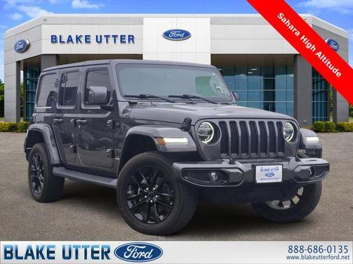 Granite Crystal Clearcoat Metallic 2021 Jeep Wrangler Unlimited Sahara Altitude