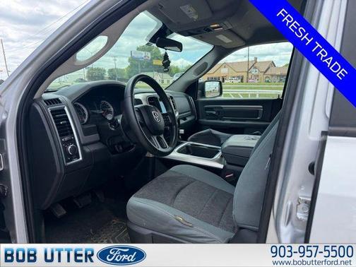 Bright Silver Clearcoat Metallic 2017 RAM 1500 SLT