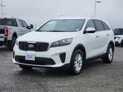 2019 Kia Sorento LX