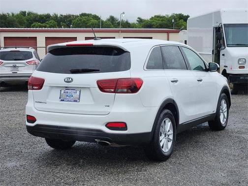 2019 Kia Sorento LX