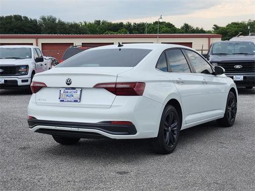 2022 Volkswagen Jetta 1.5T SE