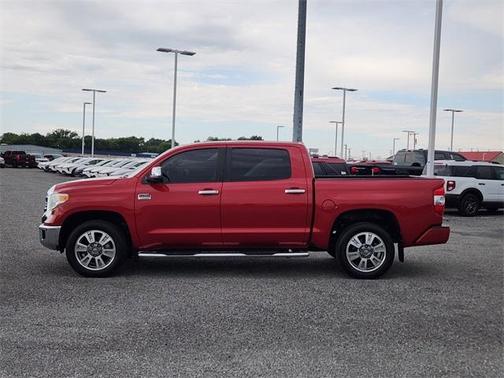 2017 Toyota Tundra Platinum