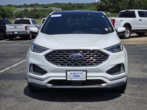 Star White 2022 Ford Edge Titanium