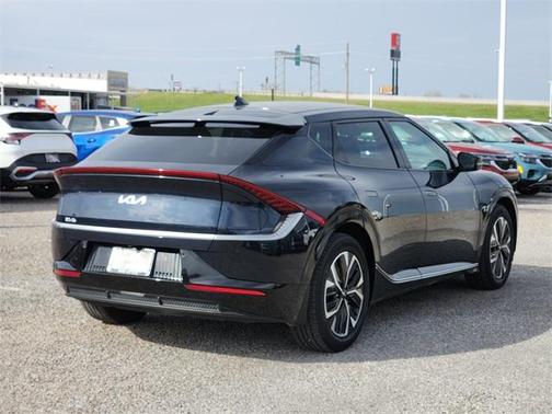 2022 Kia EV6 Wind