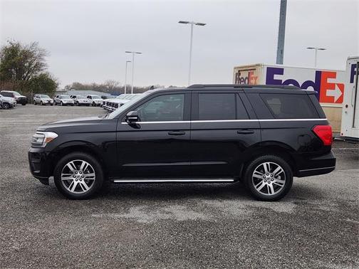 2022 Ford Expedition XLT