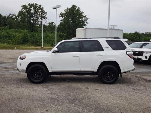 2024 Toyota 4Runner TRD Off Road Premium