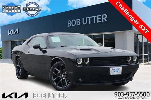 2022 Dodge Challenger SXT