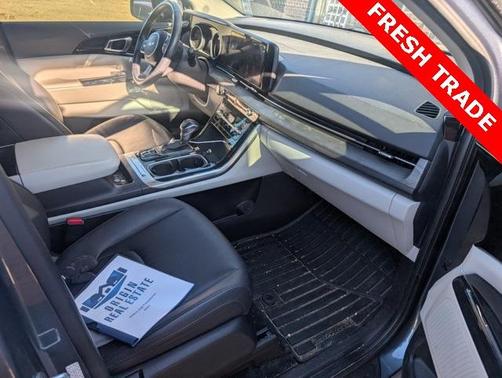 2024 Kia Carnival EX