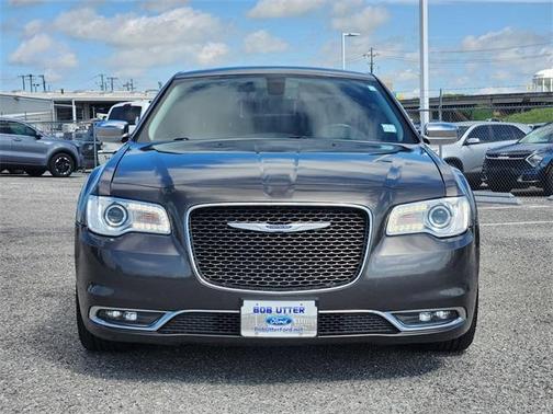 2019 Chrysler 300 Limited