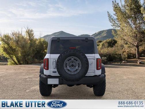 Oxford White 2025 Ford Bronco Outer Banks
