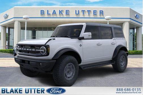Oxford White 2025 Ford Bronco Outer Banks