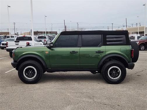 2022 Ford Bronco Badlands
