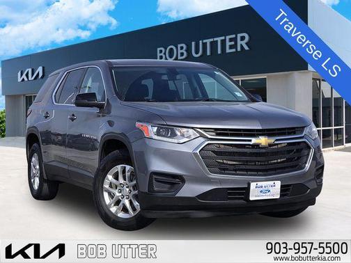 Satin Steel Metallic 2021 Chevrolet Traverse LS
