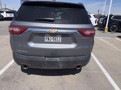 2021 Chevrolet Traverse LS