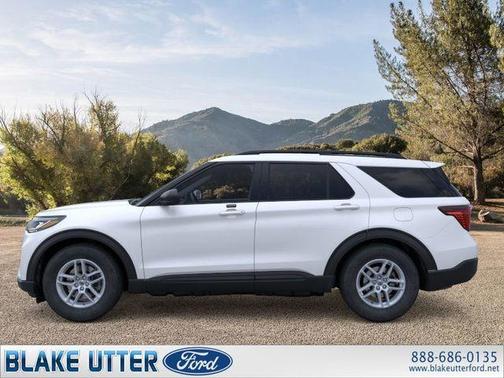 Star White 2026 Ford Explorer Active