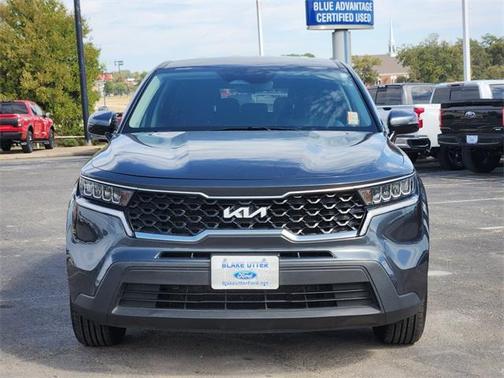 2022 Kia Sorento LX