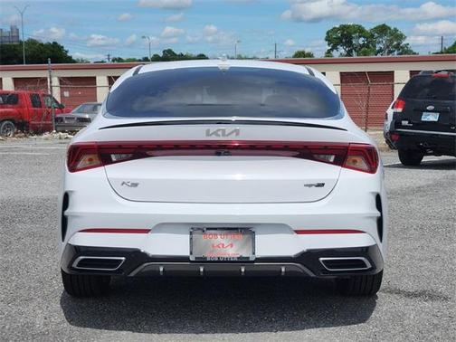 2022 Kia K5 GT-Line