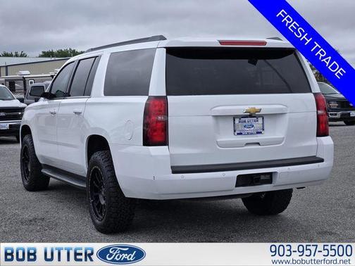 Summit White 2018 Chevrolet Suburban LT