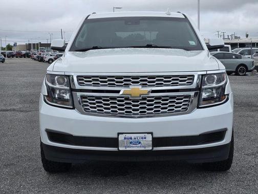 Summit White 2018 Chevrolet Suburban LT