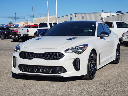 2022 Kia Stinger GT1