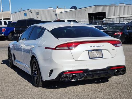 2022 Kia Stinger GT1