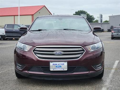 2018 Ford Taurus SEL