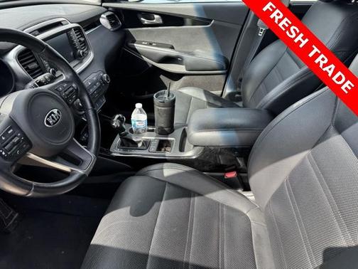 2016 Kia Sorento SX
