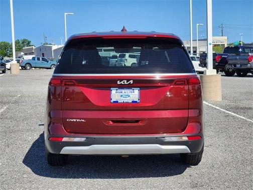 2023 Kia Carnival LX