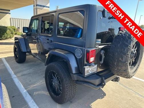 2016 Jeep Wrangler Unlimited Sahara