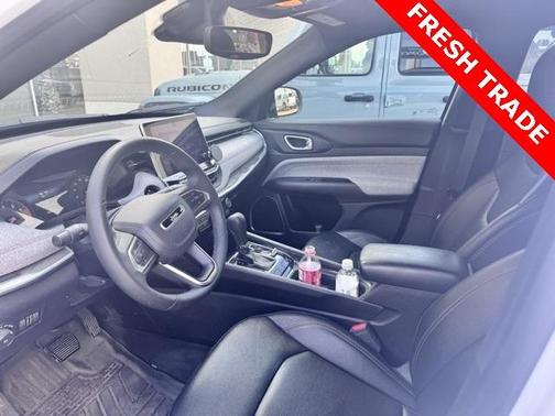 2024 Jeep Compass Latitude Lux