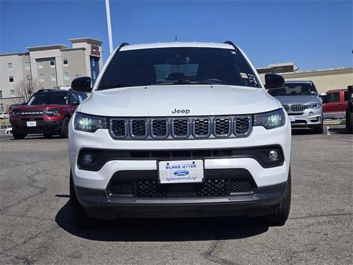 2024 Jeep Compass Latitude Lux