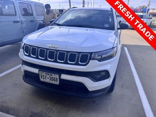 2024 Jeep Compass Latitude Lux