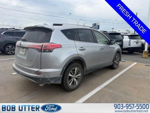 Silver Sky Metallic 2018 Toyota RAV4 Sport