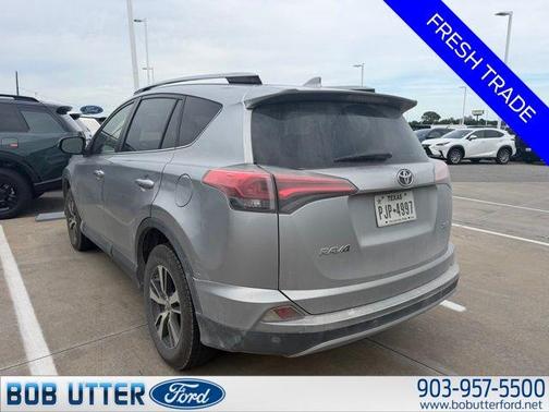 Silver Sky Metallic 2018 Toyota RAV4 Sport