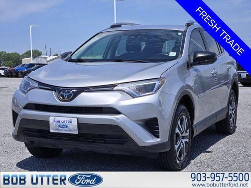 Silver Sky Metallic 2017 Toyota RAV4 LE