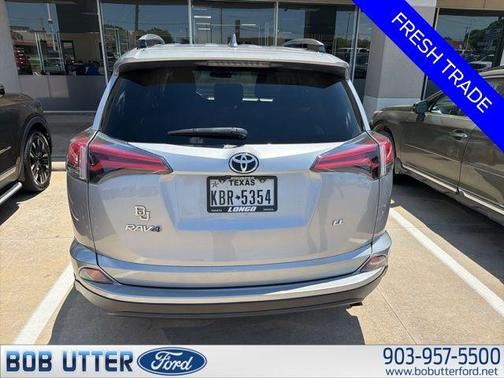 Silver Sky Metallic 2017 Toyota RAV4 LE