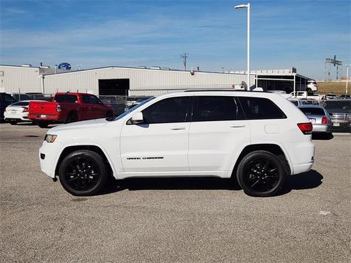 2018 Jeep Grand Cherokee Altitude
