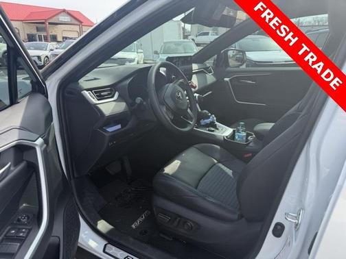 2025 Toyota RAV4 Hybrid XSE