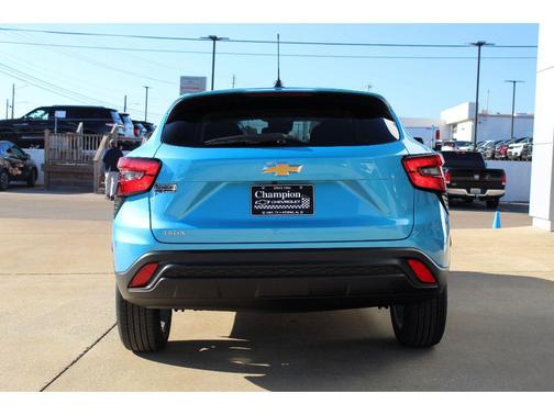 2026 Chevrolet Trax LS