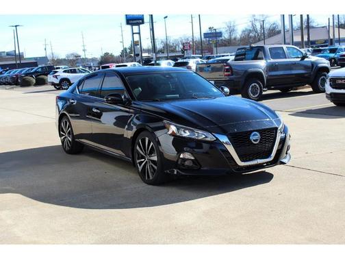 2020 Nissan Altima Platinum VC-Turbo FWD