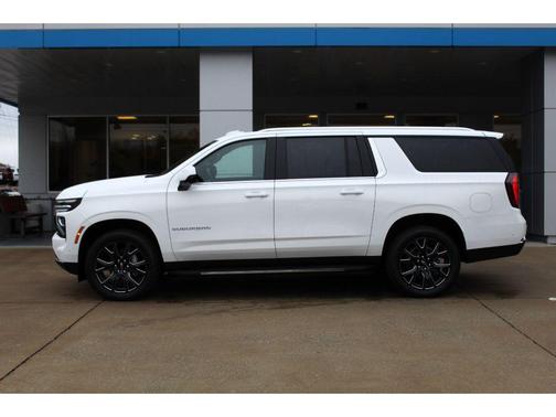 2026 Chevrolet Suburban LS